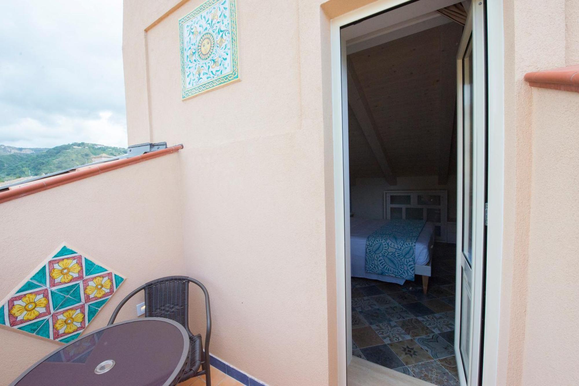 Residenza Donna Giovanna Tropea Rum bild
